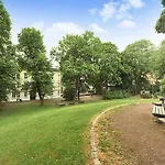Apartman Vika I, As